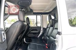 جیپ رانگلەر